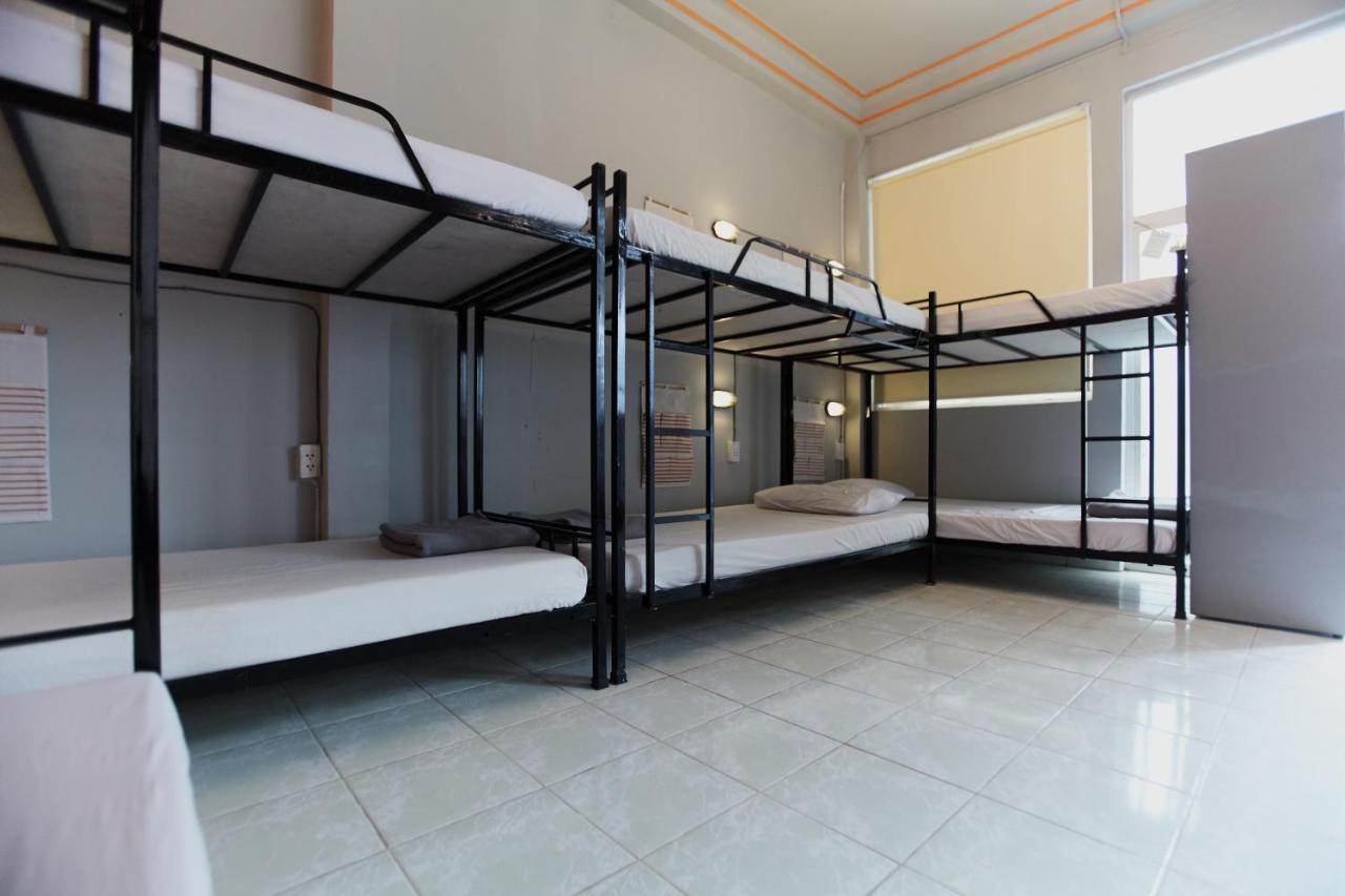 הו צ'י מין סיטי Dream Station - Saigon Hostel מראה חיצוני תמונה