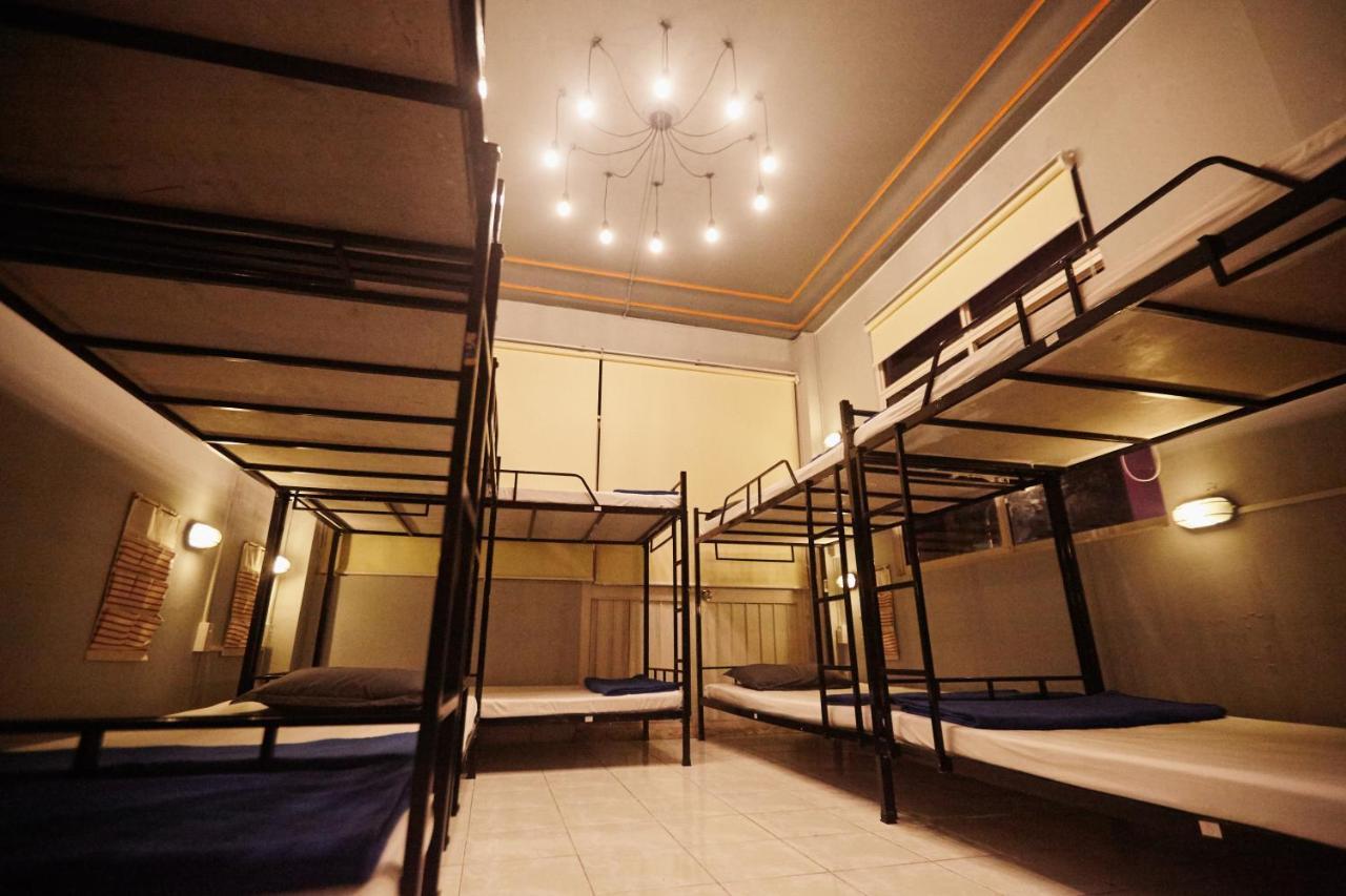 הו צ'י מין סיטי Dream Station - Saigon Hostel מראה חיצוני תמונה